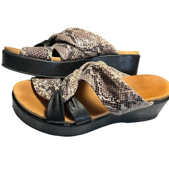 Coral Como Faux Snakeskin and Leather Wedge Sandals Sz 9 - Picture 2 of 14